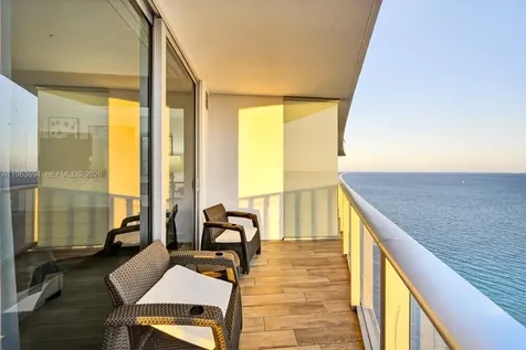 4111 S Ocean Drive Hollywood FL 33019