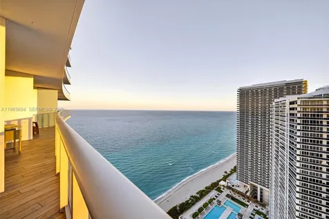 4111 S Ocean Drive Hollywood FL 33019