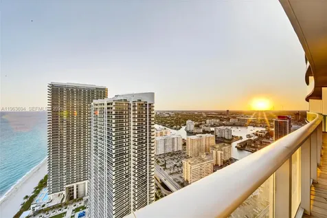 4111 S Ocean Drive Hollywood FL 33019