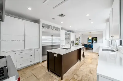 744 Lakeview Drive Miami Beach FL 33140