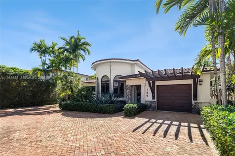 744 Lakeview Drive Miami Beach FL 33140