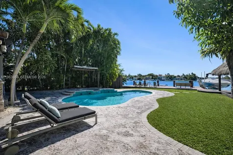744 Lakeview Drive Miami Beach FL 33140