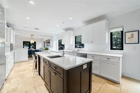 744 Lakeview Drive Miami Beach FL 33140
