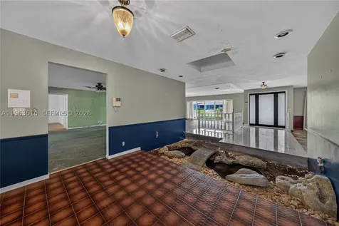 6621 E Tropical Way Plantation FL 33317