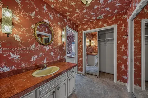 6621 E Tropical Way Plantation FL 33317