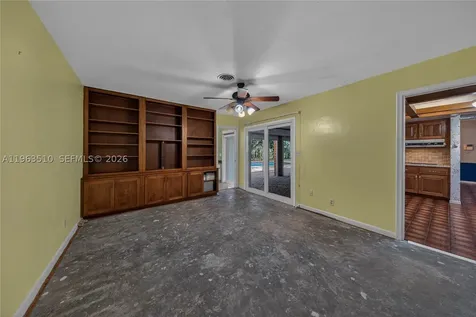 6621 E Tropical Way Plantation FL 33317