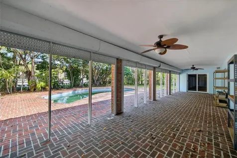 6621 E Tropical Way Plantation FL 33317