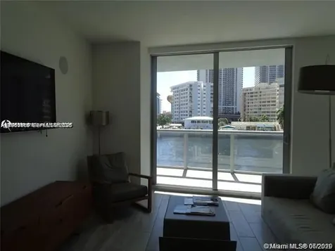 2600 E Hallandale Beach Boulevard Hallandale Beach FL 33009