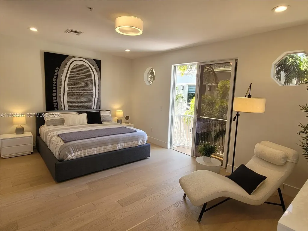 1372 Bayview Drive Fort Lauderdale FL 33304