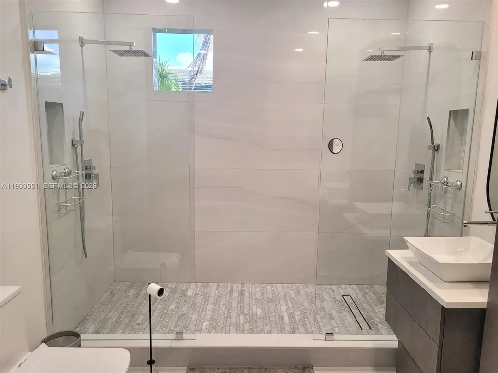 1372 Bayview Drive Fort Lauderdale FL 33304