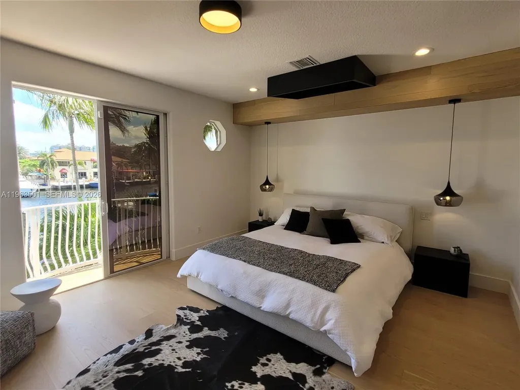 1372 Bayview Drive Fort Lauderdale FL 33304