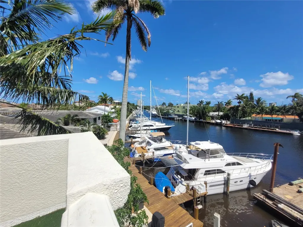 1372 Bayview Drive Fort Lauderdale FL 33304