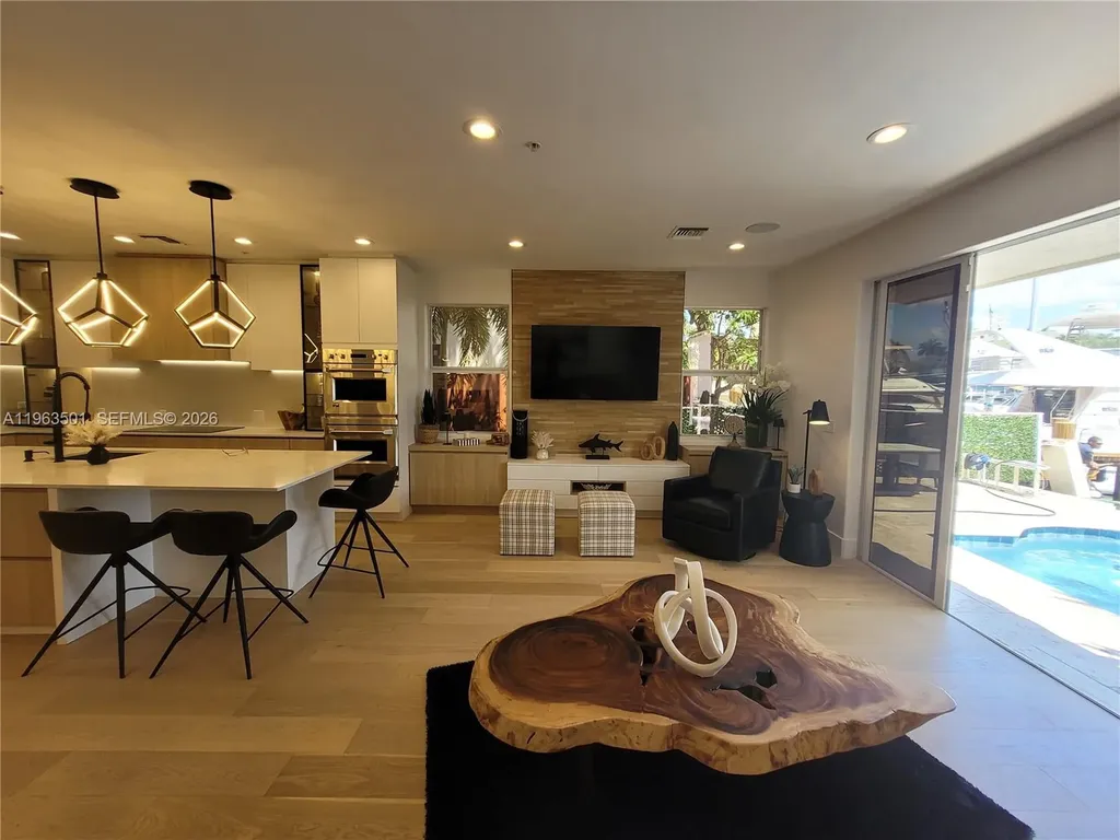 1372 Bayview Drive Fort Lauderdale FL 33304