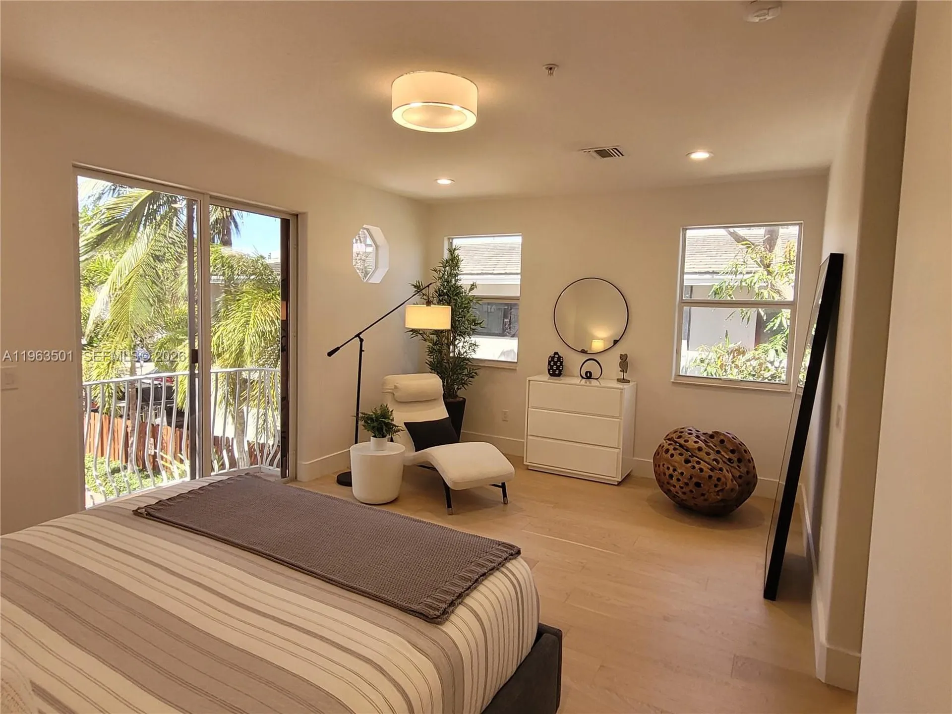 1372 Bayview Drive Fort Lauderdale FL 33304