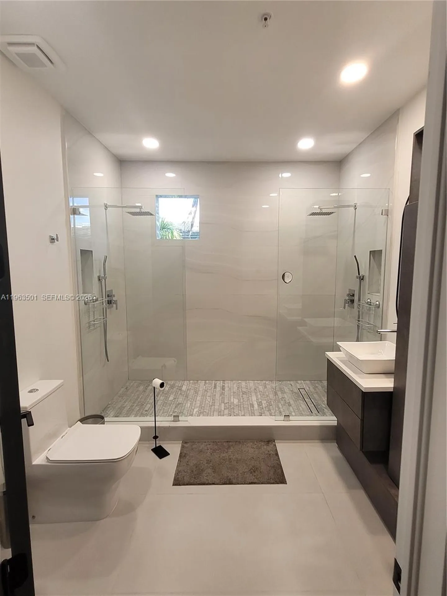 1372 Bayview Drive Fort Lauderdale FL 33304