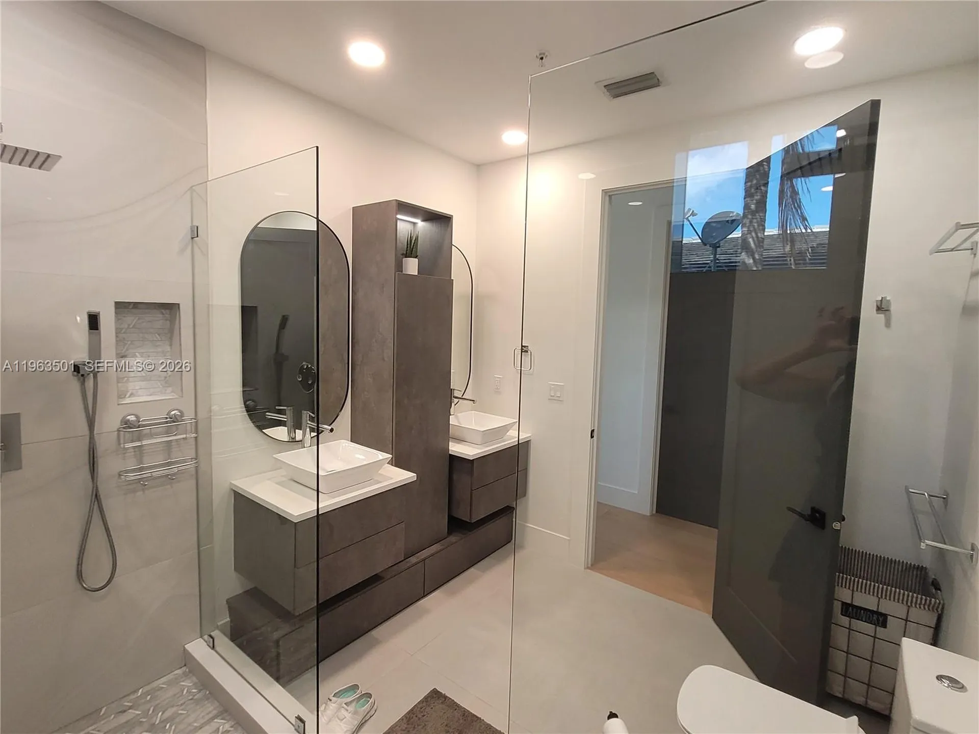 1372 Bayview Drive Fort Lauderdale FL 33304