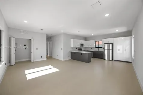 601 NW 3rd Avenue Hallandale Beach FL 33009
