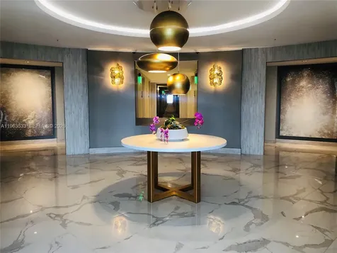 10275 Collins Avenue Bal Harbour FL 33154
