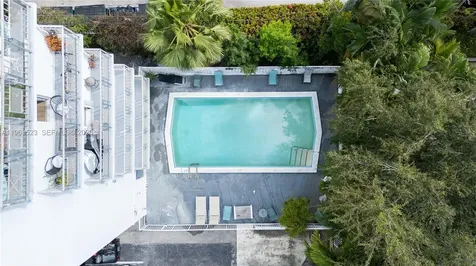 1340 Lincoln Road Miami Beach FL 33139