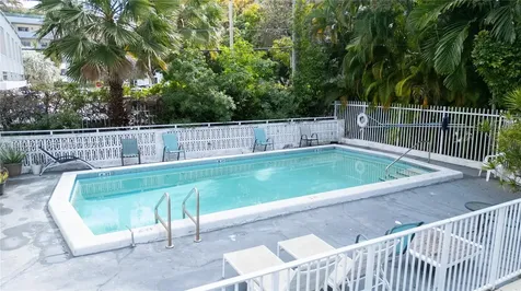 1340 Lincoln Road Miami Beach FL 33139