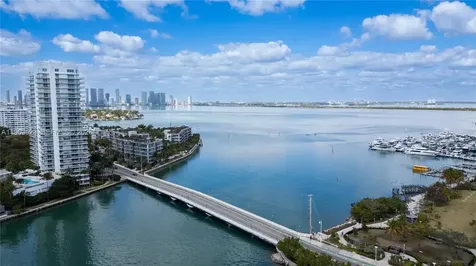 1340 Lincoln Road Miami Beach FL 33139