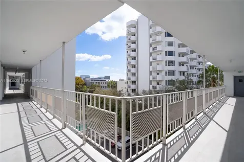 1340 Lincoln Road Miami Beach FL 33139