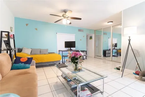 1340 Lincoln Road Miami Beach FL 33139