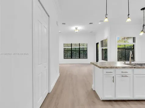 3126 NW 83rd Way Cooper City FL 33024