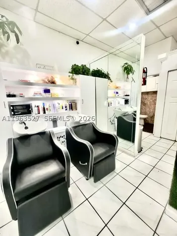 Beauty Salon Flagler Street Miami FL 33144