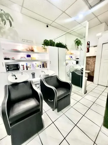 Beauty Salon Flagler Street Miami FL 33144