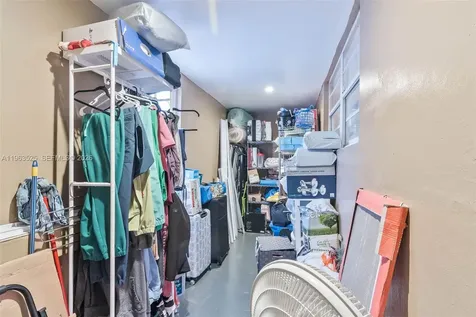 7184 W 2nd Court Hialeah FL 33014