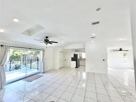 19901 SW 81st Court Cutler Bay FL 33189