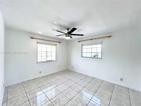 19901 SW 81st Court Cutler Bay FL 33189