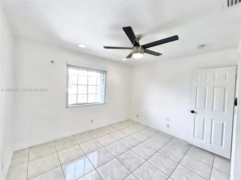 19901 SW 81st Court Cutler Bay FL 33189