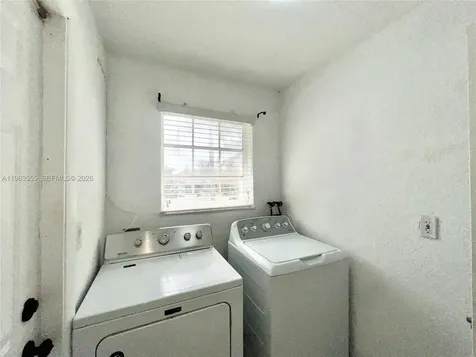 19901 SW 81st Court Cutler Bay FL 33189