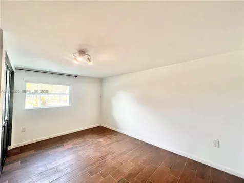 19901 SW 81st Court Cutler Bay FL 33189