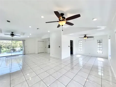 19901 SW 81st Court Cutler Bay FL 33189