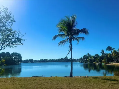 19901 SW 81st Court Cutler Bay FL 33189