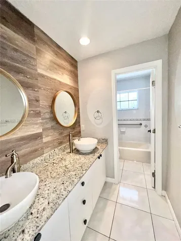 19901 SW 81st Court Cutler Bay FL 33189