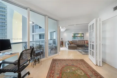 19333 E Collins Avenue Sunny Isles Beach FL 33160