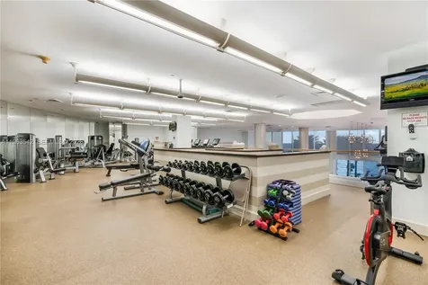 19333 E Collins Avenue Sunny Isles Beach FL 33160