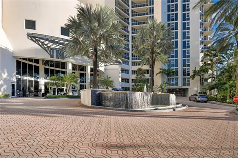 19333 E Collins Avenue Sunny Isles Beach FL 33160
