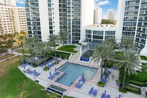 19333 E Collins Avenue Sunny Isles Beach FL 33160