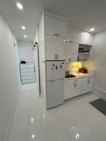 8000 SW 19th Street Miami FL 33155