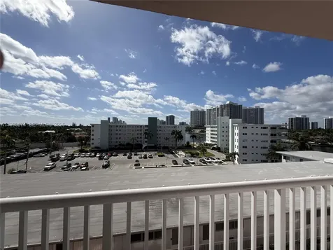 3161 S Ocean Drive Hallandale Beach FL 33009