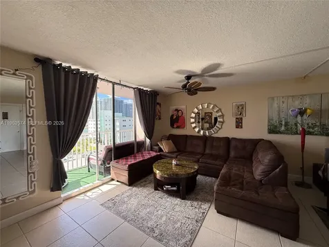 3161 S Ocean Drive Hallandale Beach FL 33009