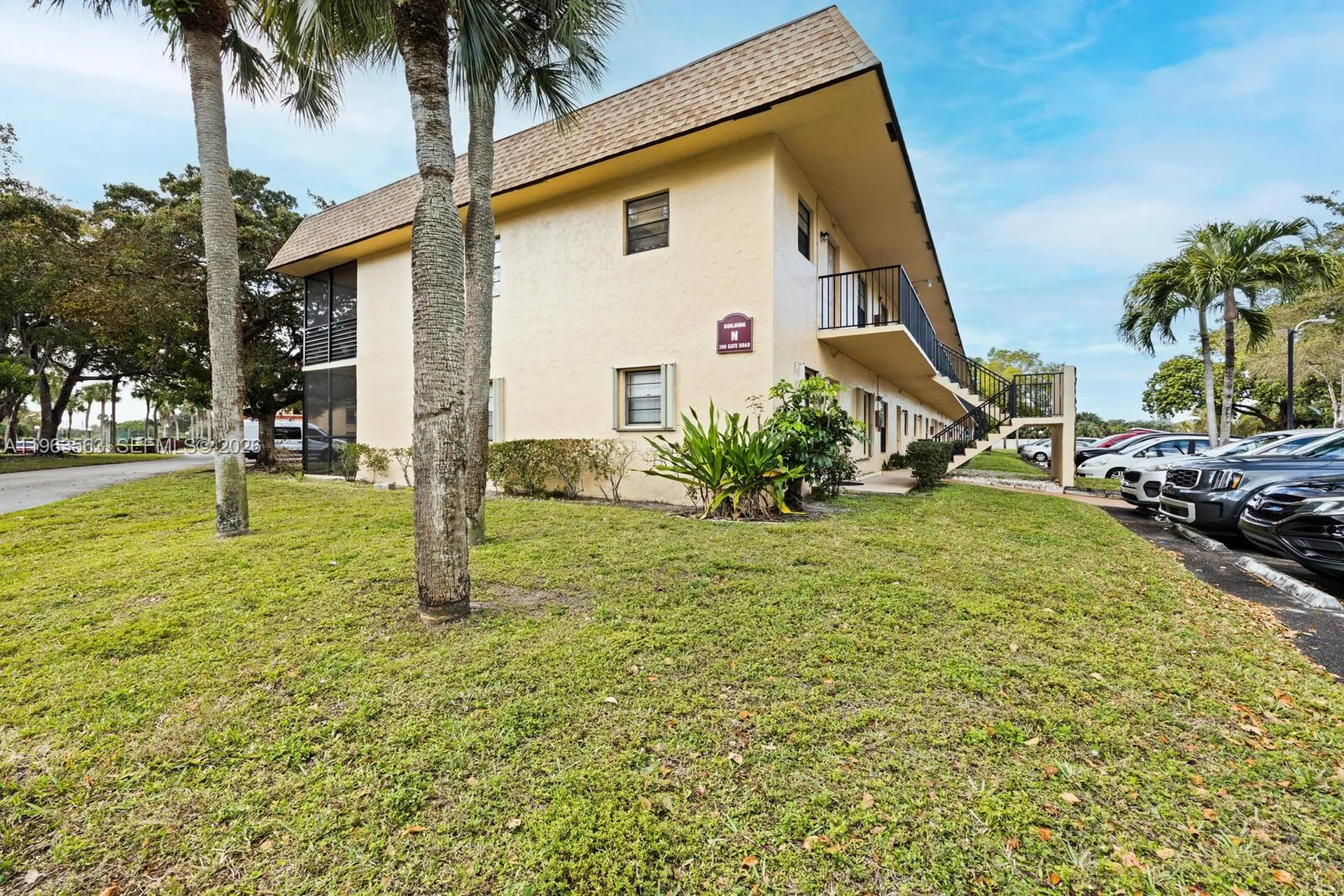 200 Gate Road Hollywood FL 33024