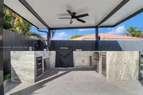 15967 SW 141st Street Miami FL 33196