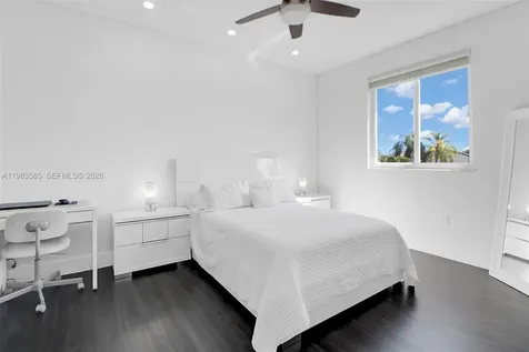 15967 SW 141st Street Miami FL 33196