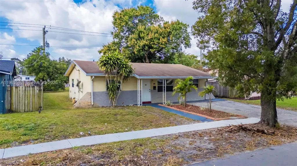 3430 N 65th Avenue Hollywood FL 33024